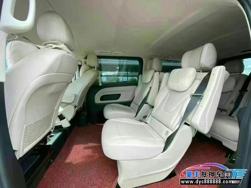 21年奔驰威霆轿车抵押车出售