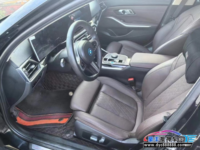 22年宝马i3轿车抵押车出售