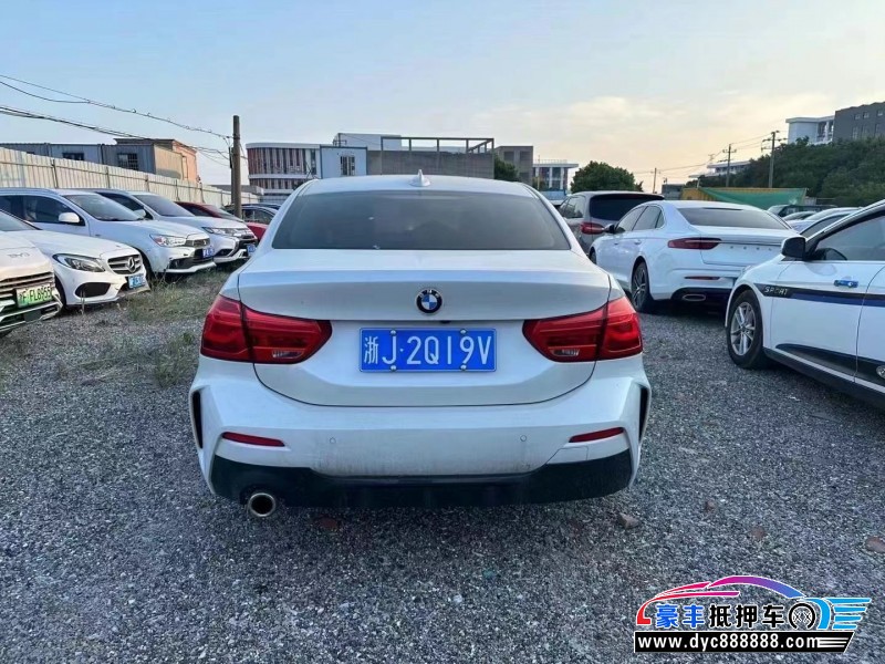 19年宝马1系轿车抵押车出售