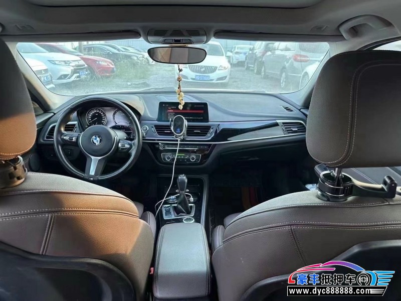 19年宝马1系轿车抵押车出售