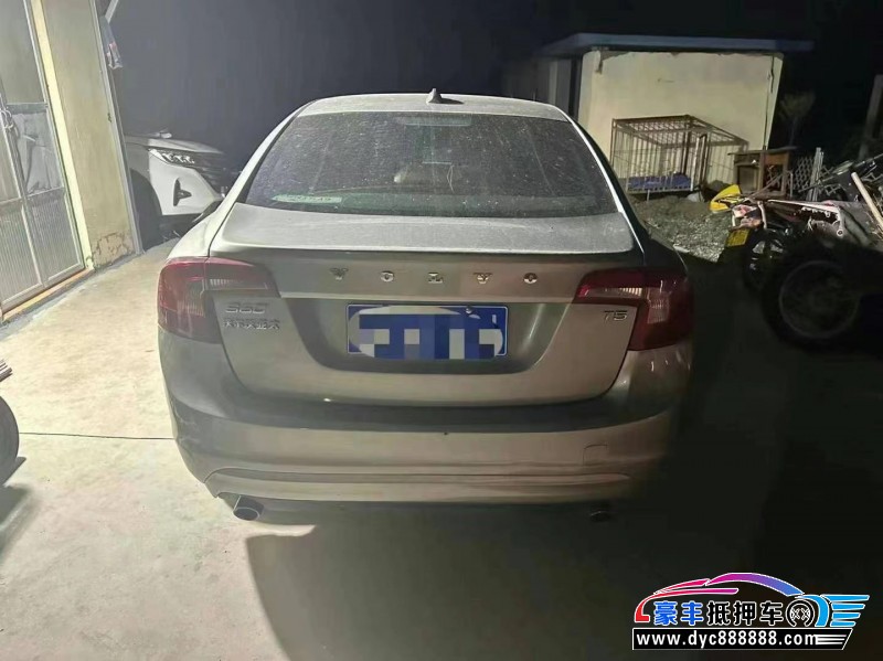 16年沃尔沃S60轿车抵押车出售