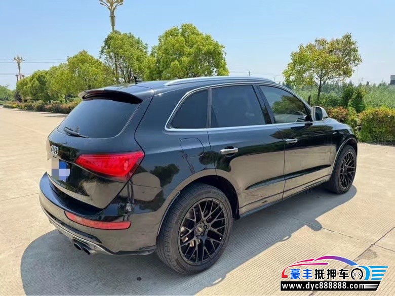 17年奥迪SQ5轿车抵押车出售
