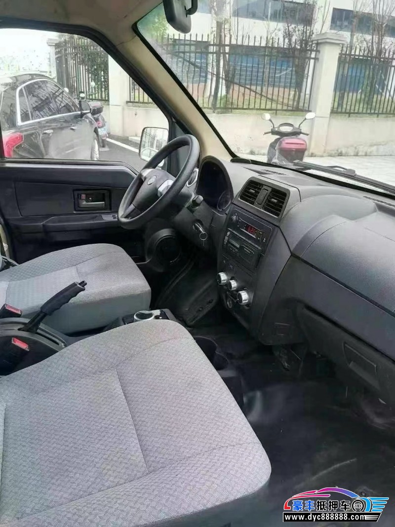 23年金旅金旅海狮轿车抵押车出售