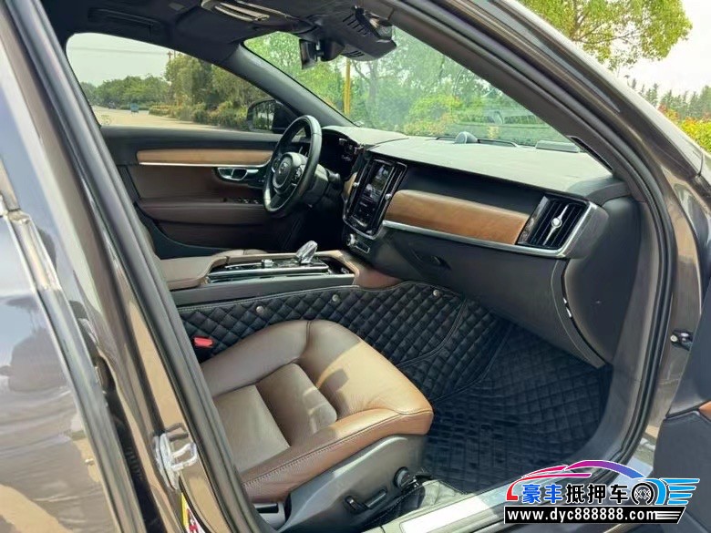 22年沃尔沃S90轿车抵押车出售