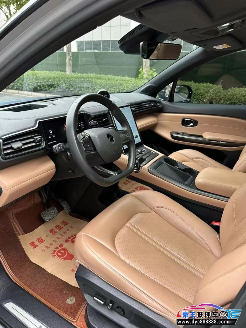 22年蔚来ES6轿车抵押车出售