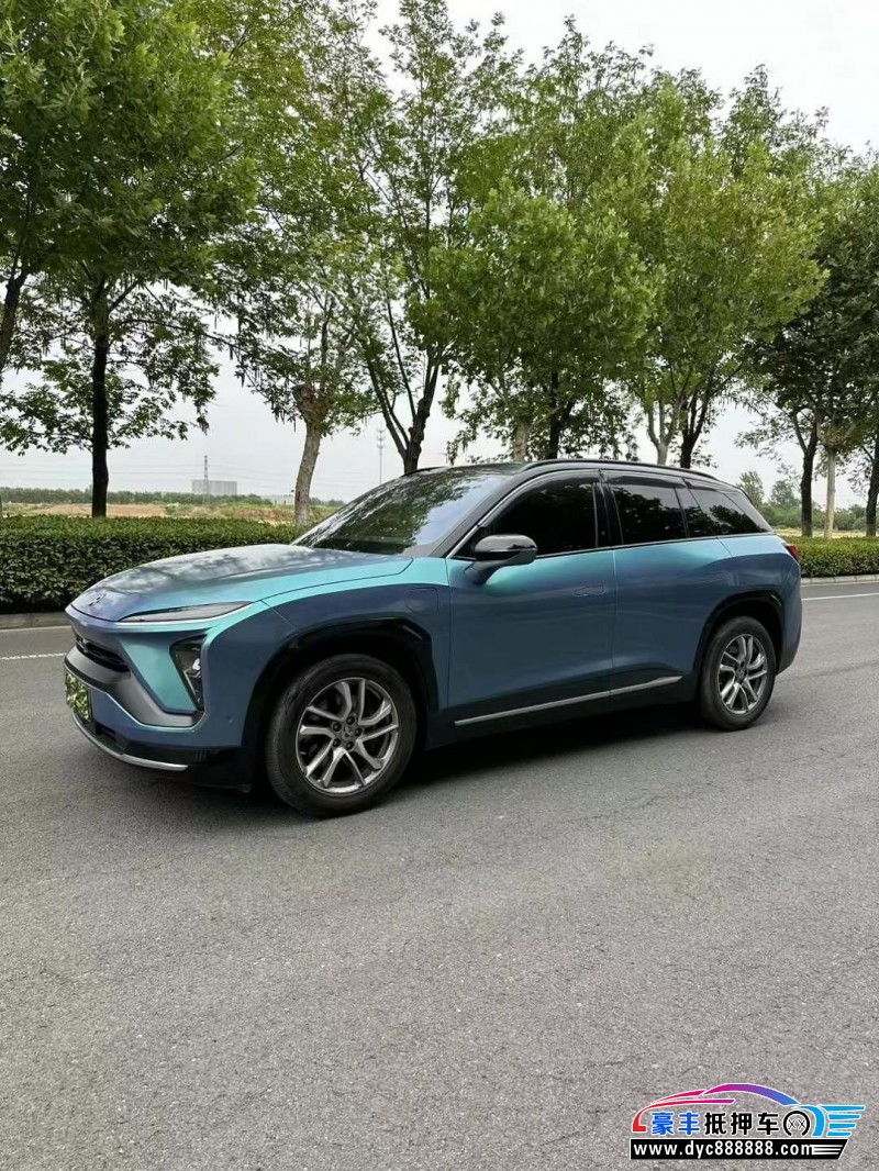 22年蔚来ES6轿车抵押车出售