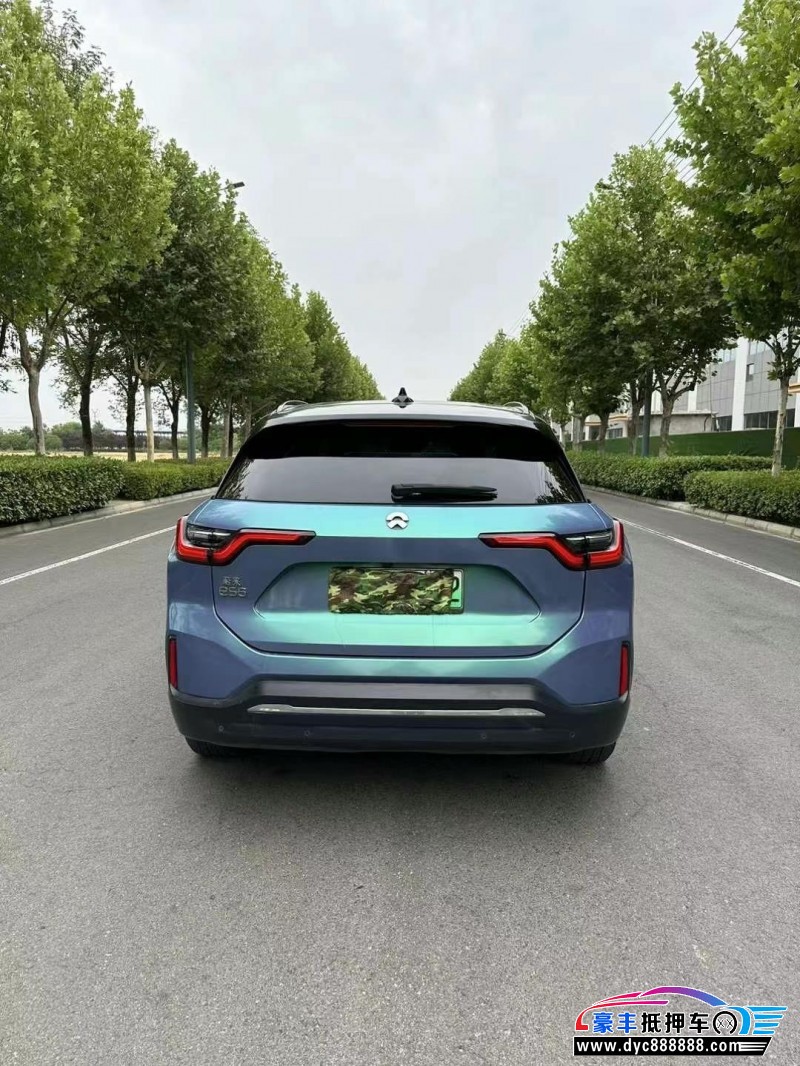 22年蔚来ES6轿车抵押车出售