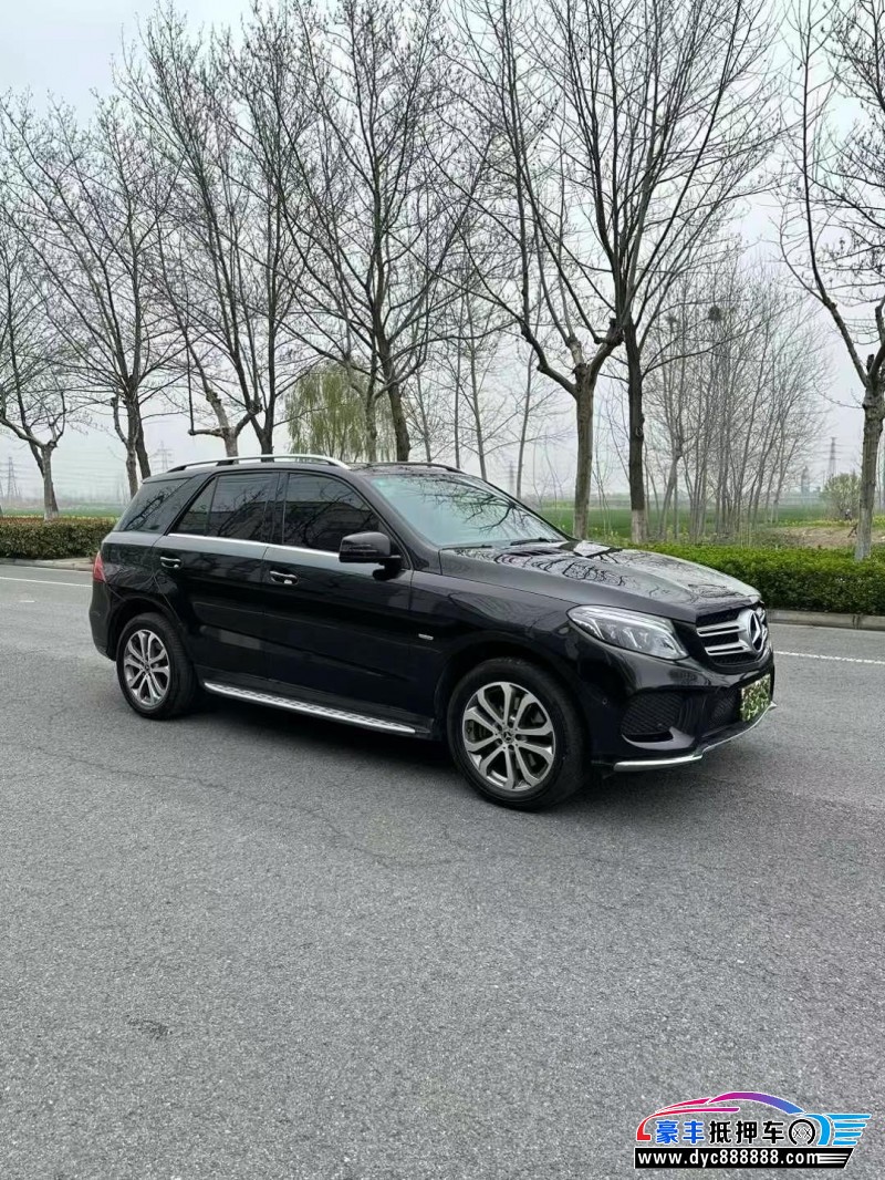 19年奔驰GLE轿车抵押车出售
