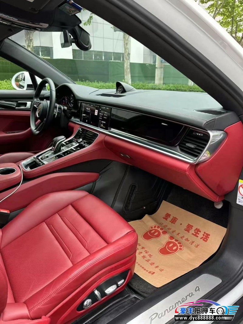 22年保时捷帕纳梅拉轿车抵押车出售