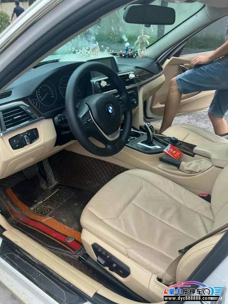 14年宝马3系轿车抵押车出售