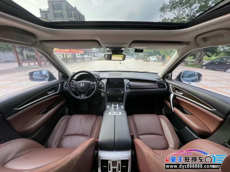 17年本田冠道轿车抵押车出售