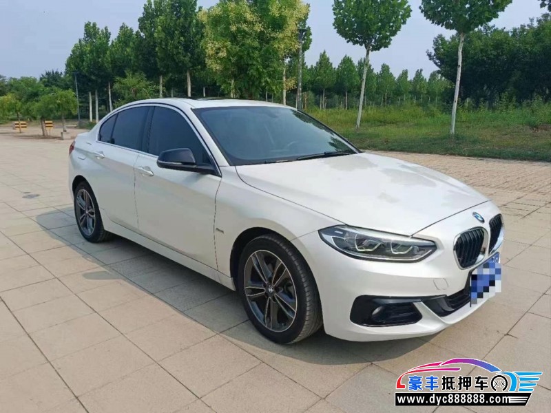 18年宝马1系轿车抵押车出售