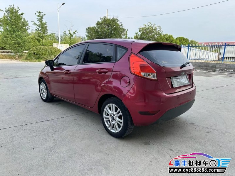 14年福特嘉年华轿车抵押车出售