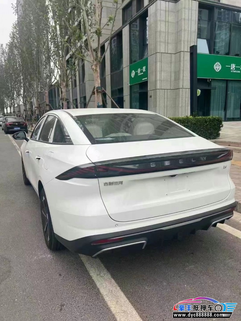 24年吉利银河L6轿车抵押车出售