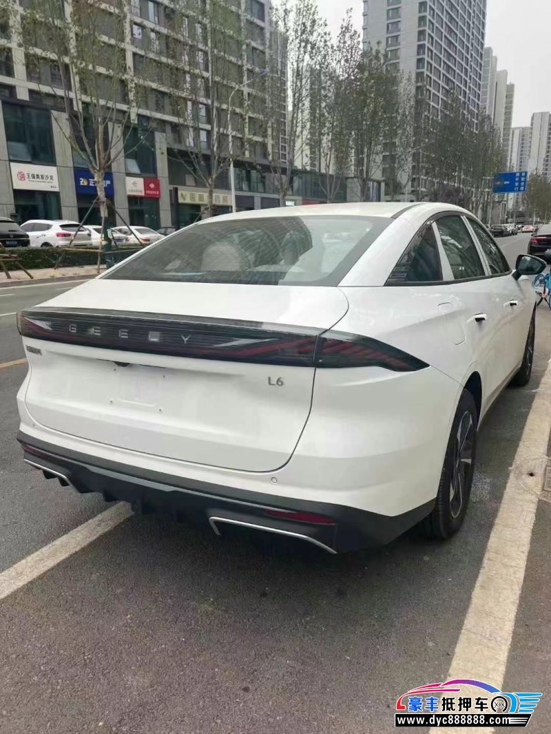 24年吉利银河L6轿车抵押车出售
