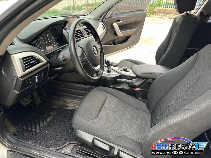 15年宝马2系轿车抵押车出售