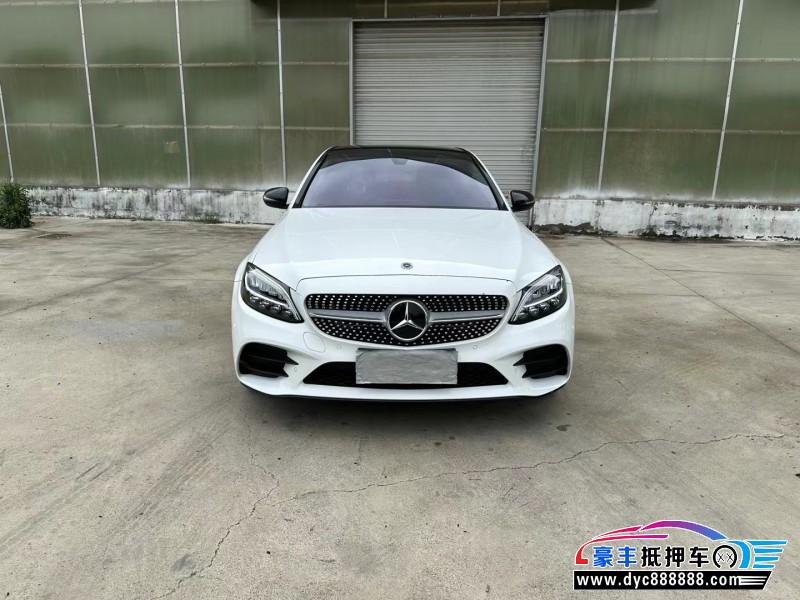22年奔驰C轿车抵押车出售