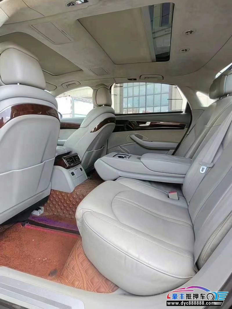 11年奥迪A8轿车抵押车出售