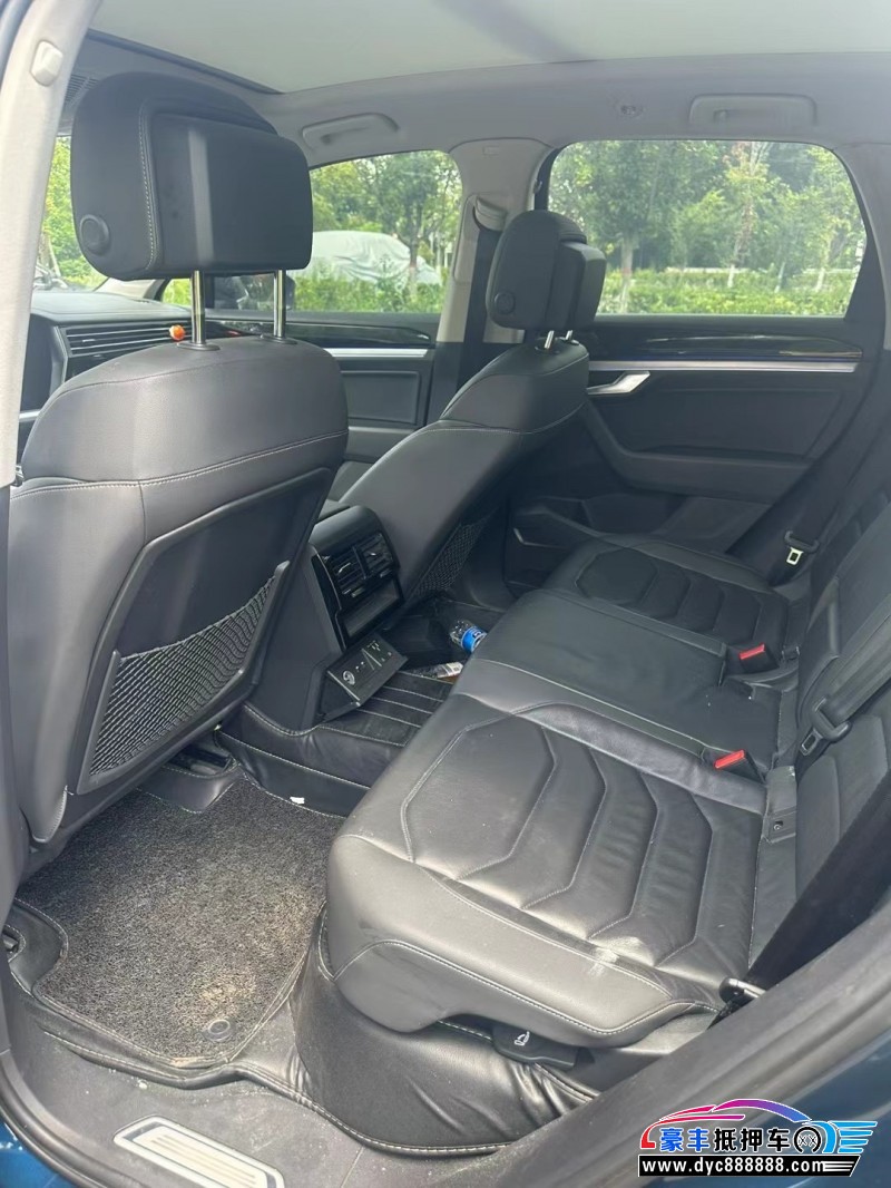 21年大众途锐SUV抵押车出售