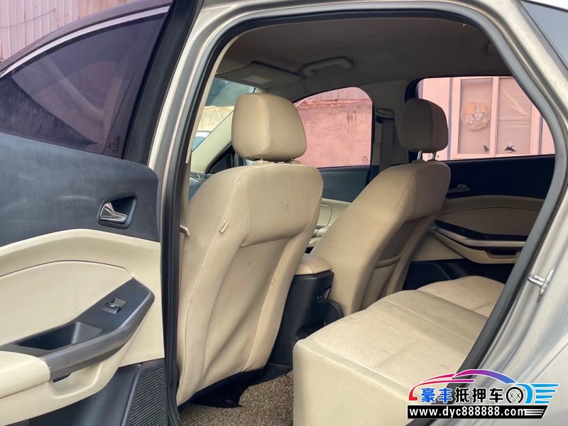 16年福特福睿斯轿车抵押车出售