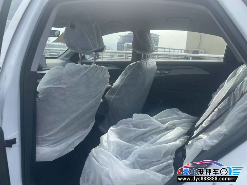 24年吉利几何轿车抵押车出售