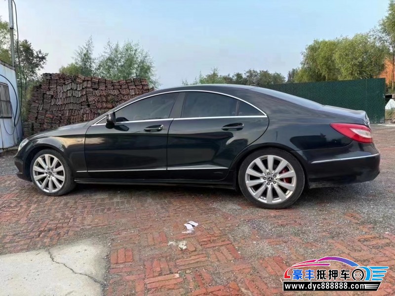 12年奔驰CLS轿车抵押车出售