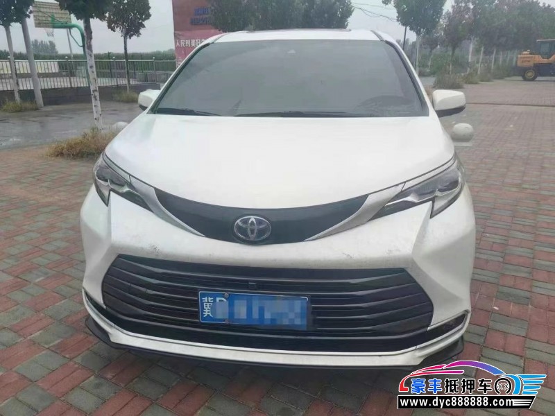 24年丰田塞纳轿车抵押车出售