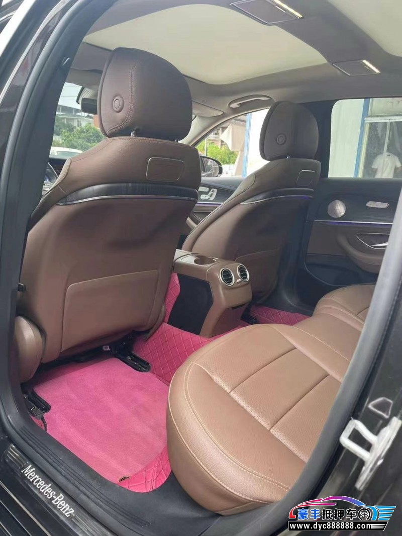 20年奔驰E轿车抵押车出售