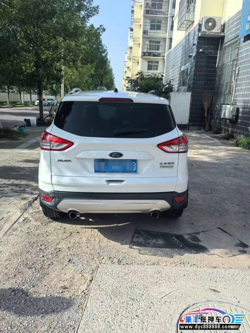 15年福特翼虎轿车抵押车出售