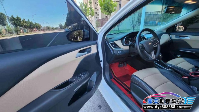 22年雪佛兰科鲁泽轿车抵押车出售