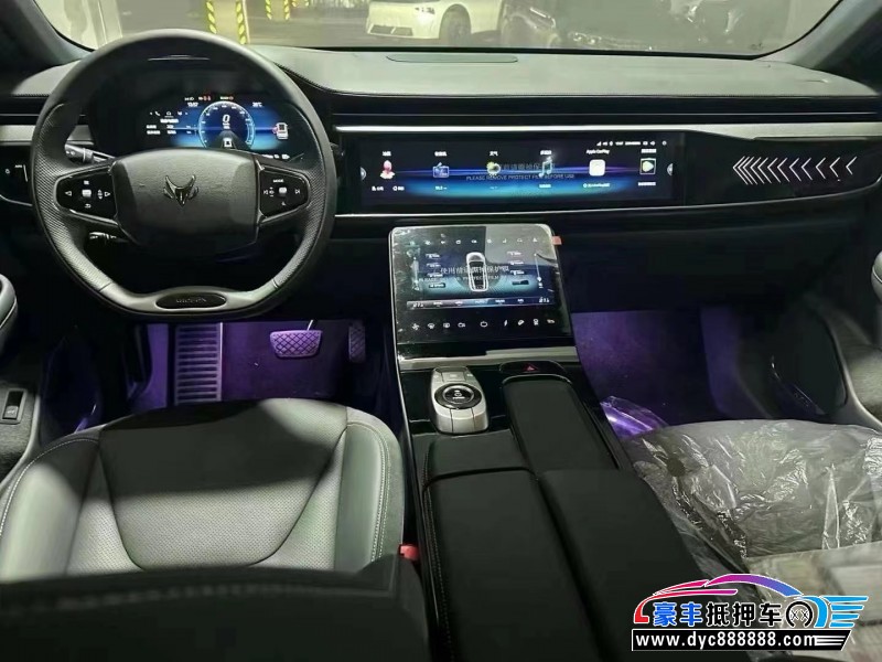 23年极狐阿尔法T轿车抵押车出售