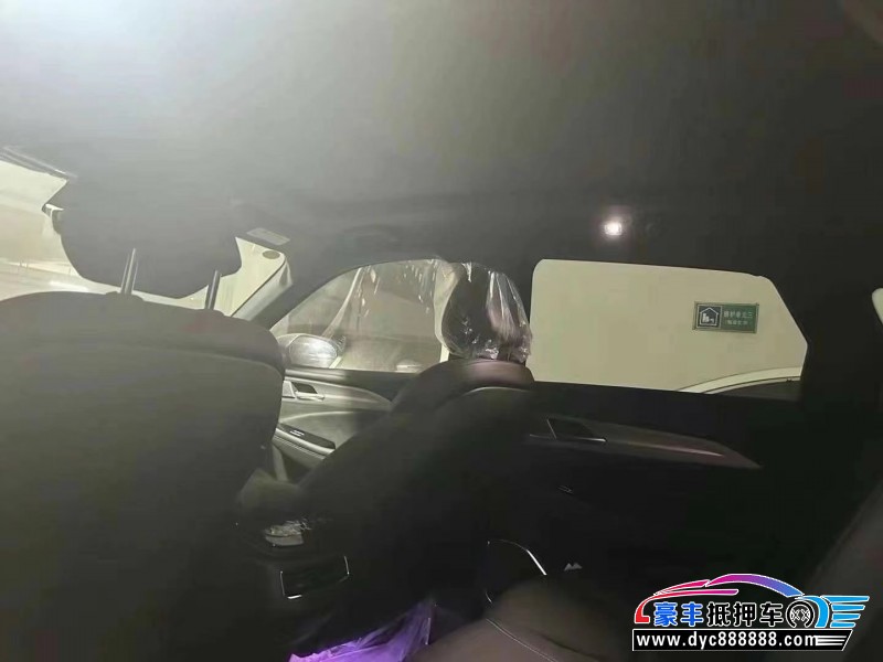 23年极狐阿尔法T轿车抵押车出售