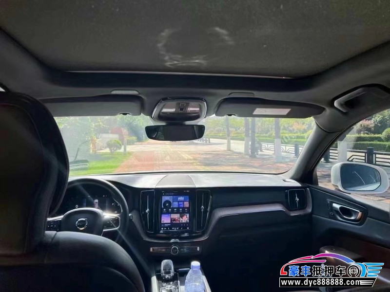 23年沃尔沃XC60轿车抵押车出售