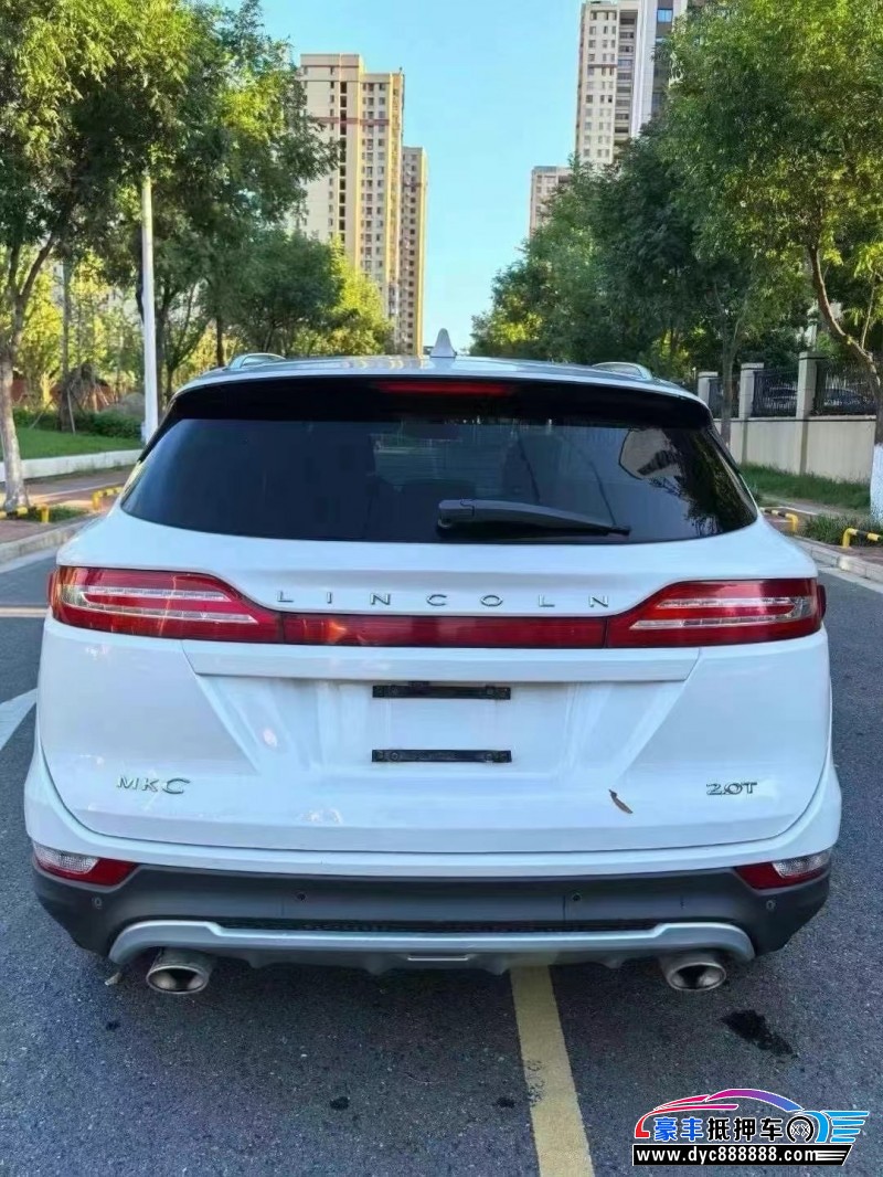 17年林肯MKC轿车抵押车出售