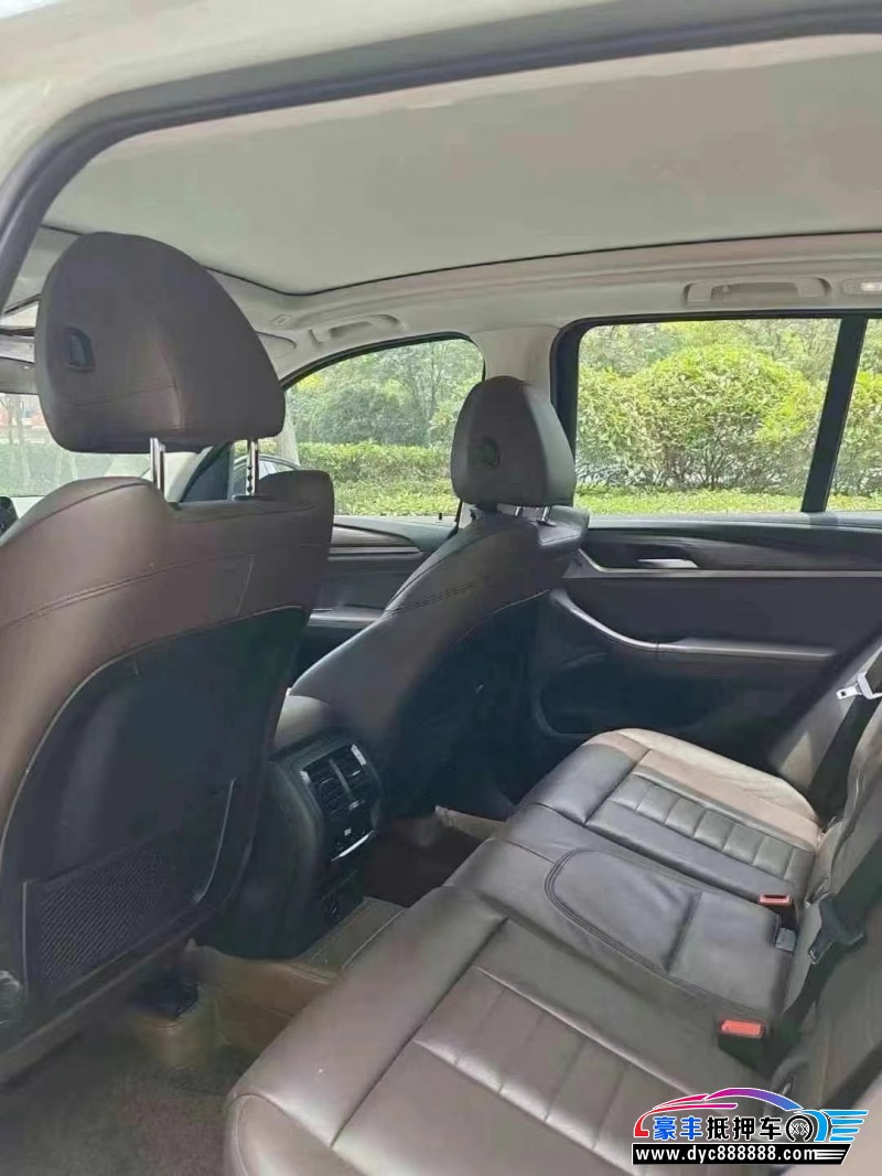 19年宝马X3轿车抵押车出售