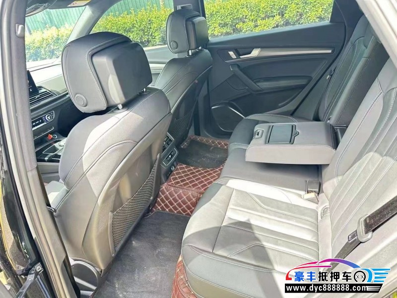 23年奥迪Q5轿车抵押车出售