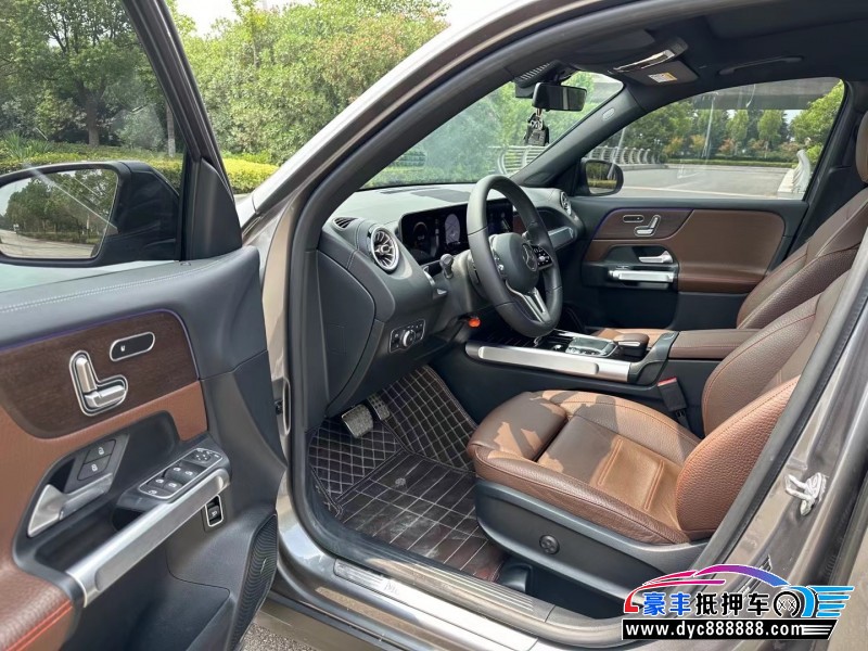 20年奔驰GLB轿车抵押车出售