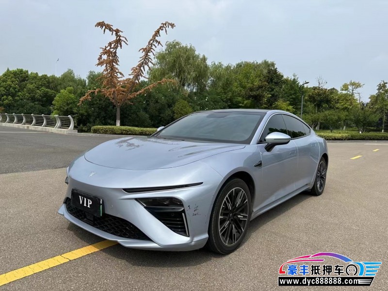 23年哪吒S轿车抵押车出售