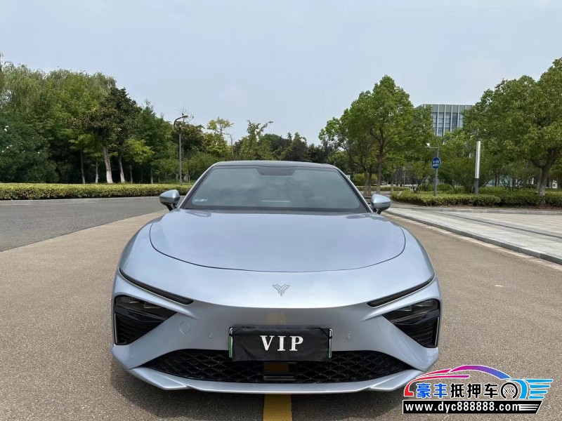 23年哪吒S轿车抵押车出售