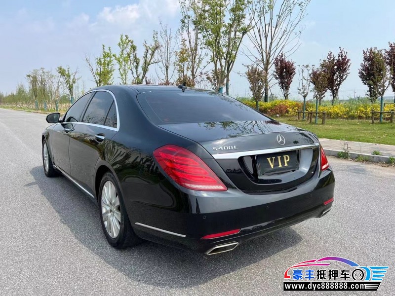 15年奔驰S轿车抵押车出售