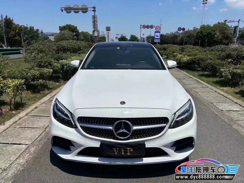 20年奔驰C轿车抵押车出售