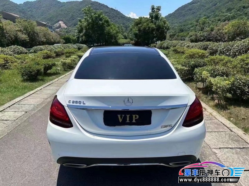 20年奔驰C轿车抵押车出售