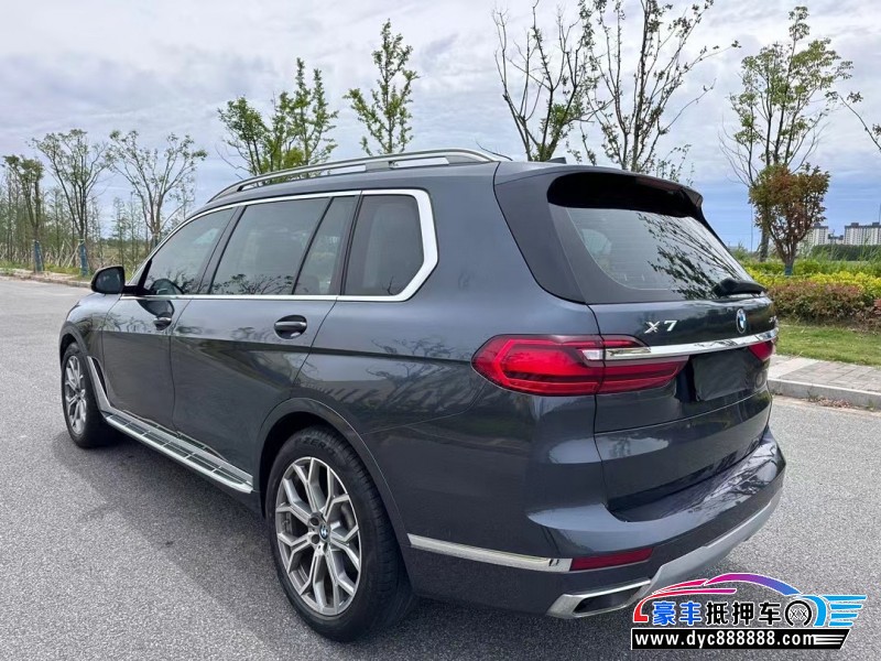 19年宝马X7轿车抵押车出售