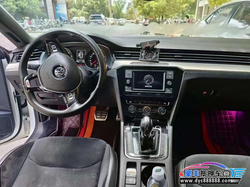 19年大众CC轿车抵押车出售