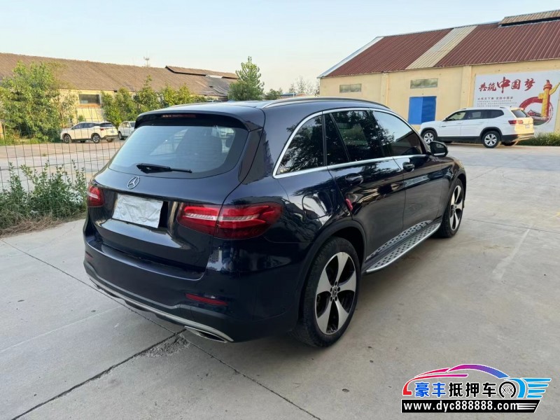 18年奔驰GLC轿车抵押车出售