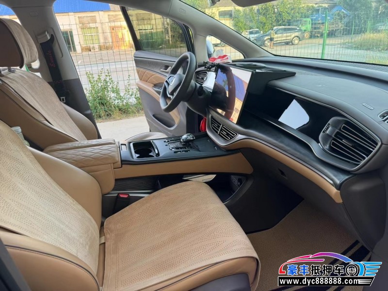 23年腾势D9轿车抵押车出售