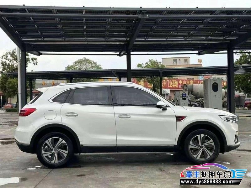 20年红旗HS5轿车抵押车出售