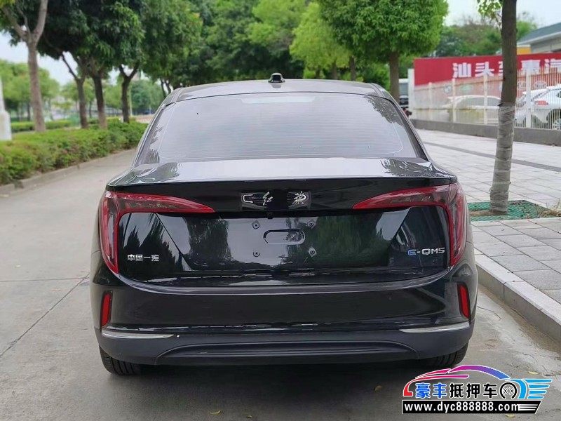 24年红旗EQM5轿车抵押车出售