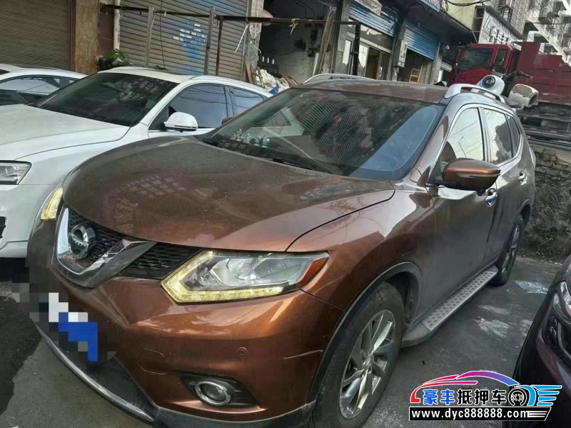 15年日产奇骏轿车抵押车出售
