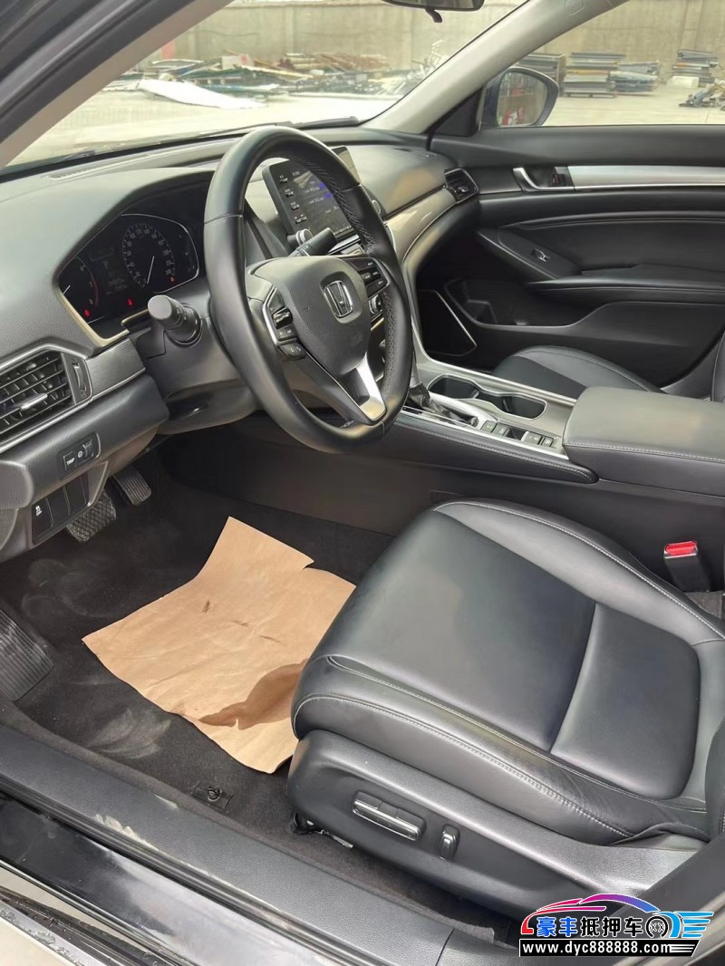 20年本田雅阁轿车抵押车出售